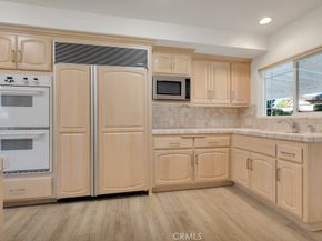 9731 Rathburn, Northridge CA 91325