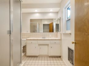 9731 Rathburn, Northridge CA 91325