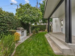 1622 Alvira, Los Angeles CA 90035