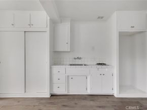 213 E Hazel Street, Inglewood CA 90302