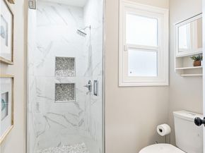 19438 Calvert Street, Tarzana CA 91335