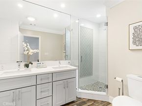 19438 Calvert Street, Tarzana CA 91335