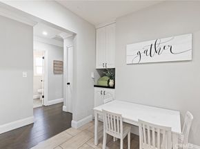 19438 Calvert Street, Tarzana CA 91335