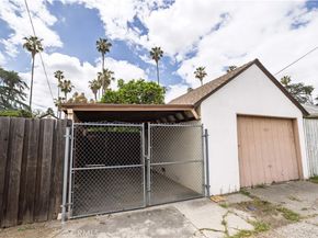 17347 Sherman Way, Van Nuys CA 91406