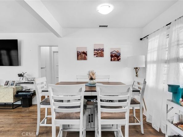 22137 Gault Street, Canoga Park CA 91303