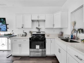 22137 Gault Street, Canoga Park CA 91303