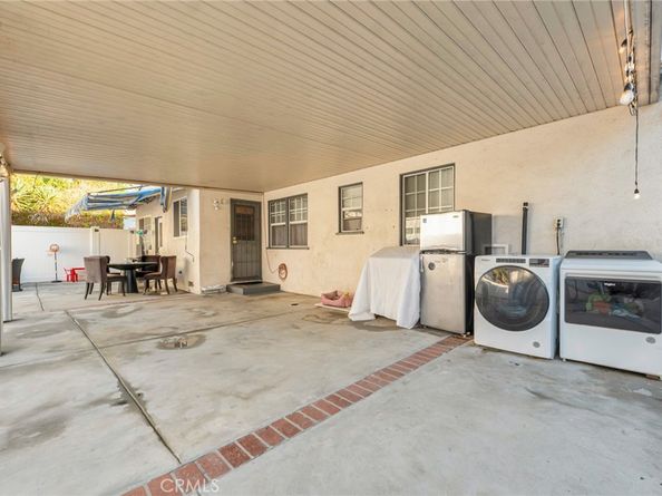 22137 Gault Street, Canoga Park CA 91303