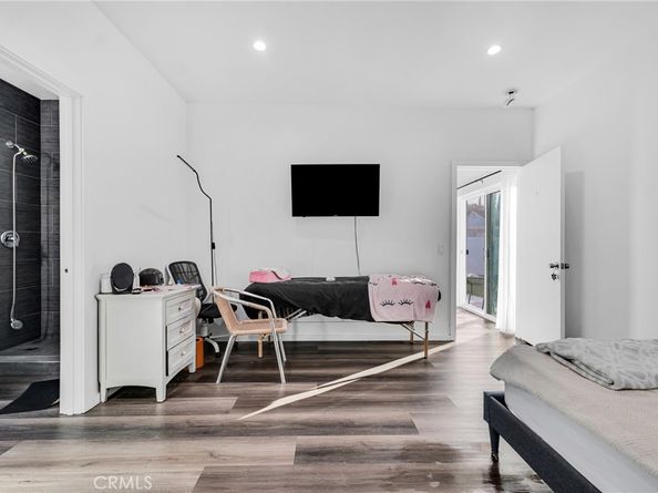 22137 Gault Street, Canoga Park CA 91303