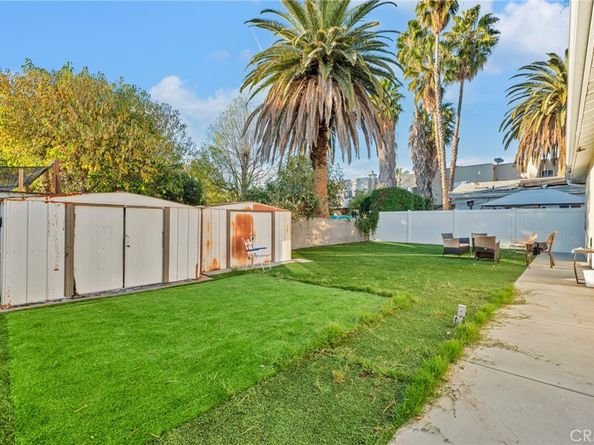 22137 Gault Street, Canoga Park CA 91303