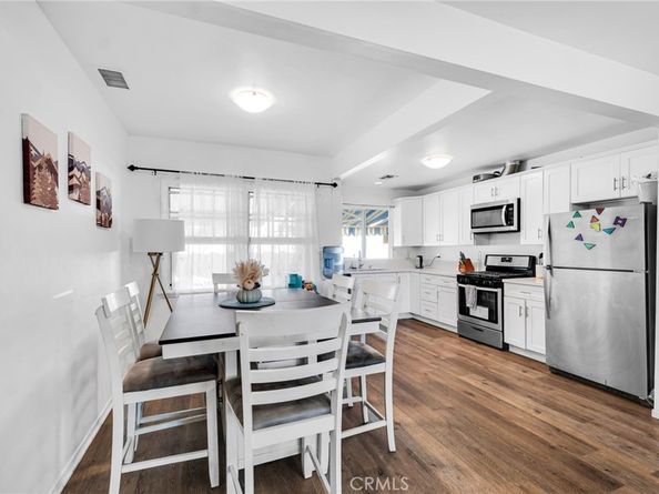 22137 Gault Street, Canoga Park CA 91303