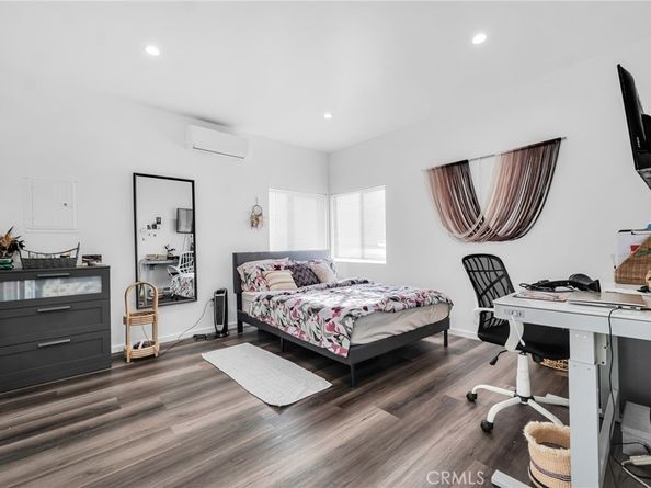 22137 Gault Street, Canoga Park CA 91303