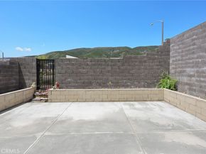 15842 Caterpillar Drive, Fontana CA 92336