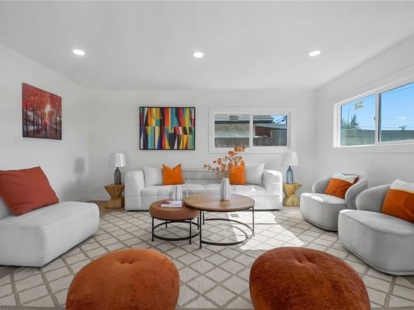 623 S Homerest Avenue, Azusa CA 91702