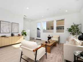 1654 W Plaza Del Amo, Torrance CA 90501