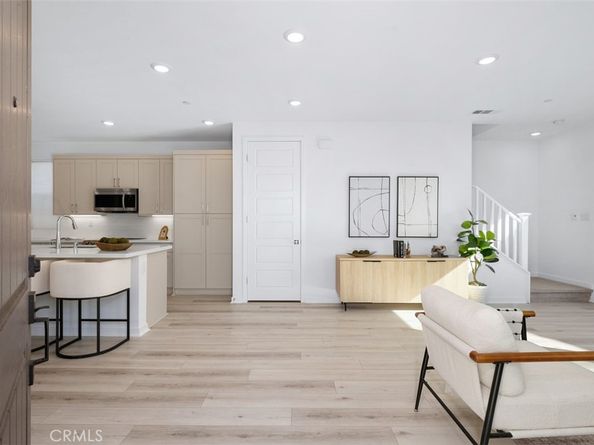 1654 W Plaza Del Amo, Torrance CA 90501