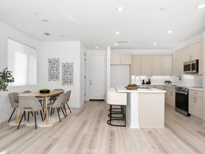 1654 W Plaza Del Amo, Torrance CA 90501