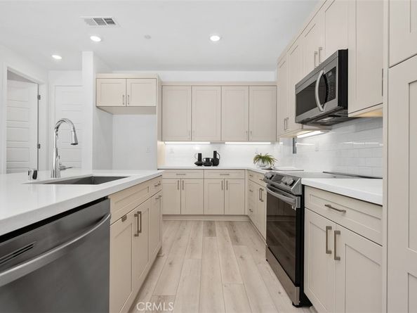 1654 W Plaza Del Amo, Torrance CA 90501