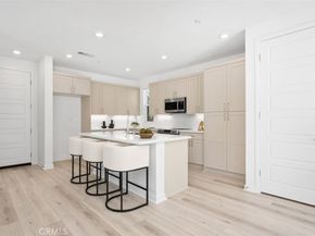 1654 W Plaza Del Amo, Torrance CA 90501