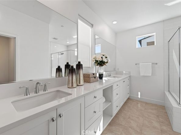 418 Lobata, Irvine CA 92618