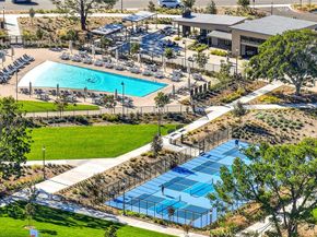 418 Lobata, Irvine CA 92618