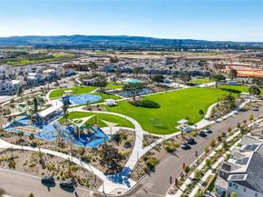 418 Lobata, Irvine CA 92618