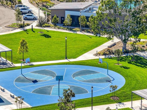 418 Lobata, Irvine CA 92618