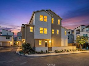 418 Lobata, Irvine CA 92618