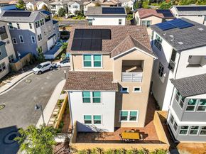 418 Lobata, Irvine CA 92618