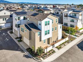 418 Lobata, Irvine CA 92618