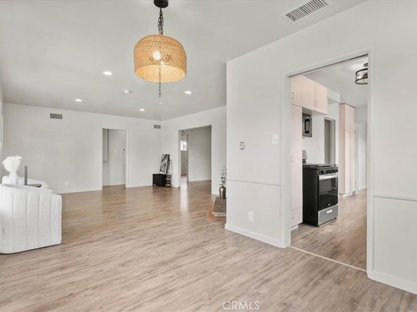 7000 Nagle, North Hollywood CA 91605