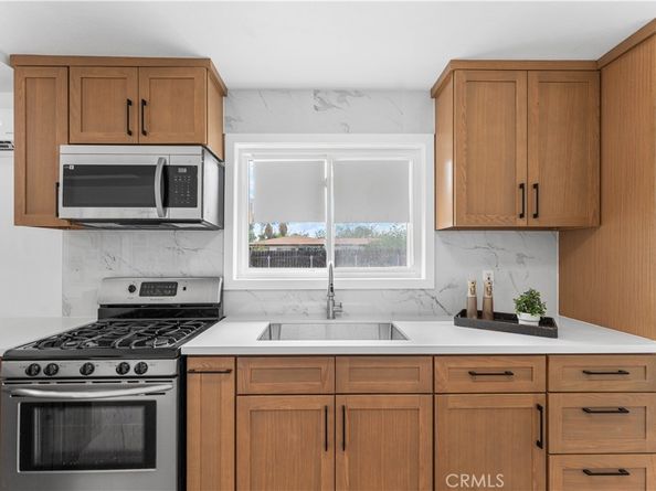 173 W 8th, Upland CA 91786