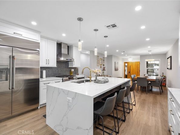 10635 Foothill Boulevard, Sylmar CA 91342