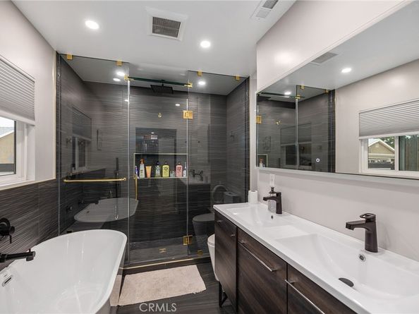 10635 Foothill Boulevard, Sylmar CA 91342