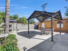 6838 King, Bell CA 90201