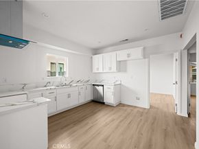 731 E 41st Place, Los Angeles CA 90011