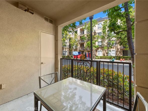 3131 Watermarke Place, Irvine CA 92612