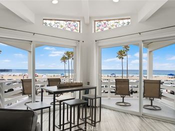 2212 W Oceanfront