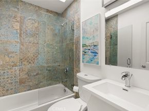 2212 W Oceanfront, Newport Beach CA 92663