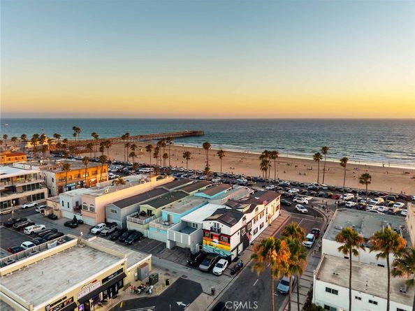 2212 W Oceanfront, Newport Beach CA 92663