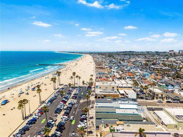2212 W Oceanfront, Newport Beach CA 92663