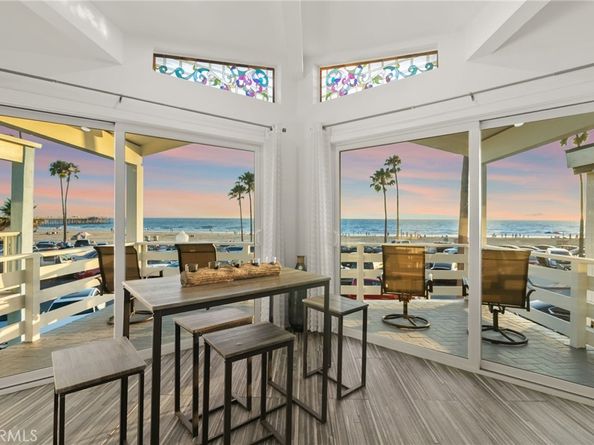2212 W Oceanfront, Newport Beach CA 92663