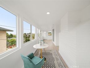 5057 Inaglen Way, Los Angeles CA 90043