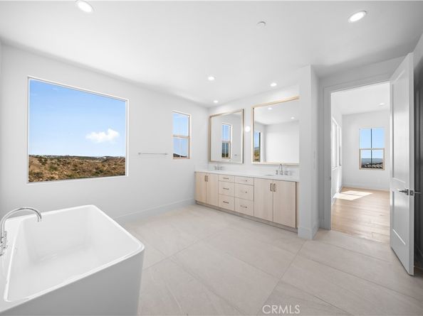 100 Mossvine, Irvine CA 92618