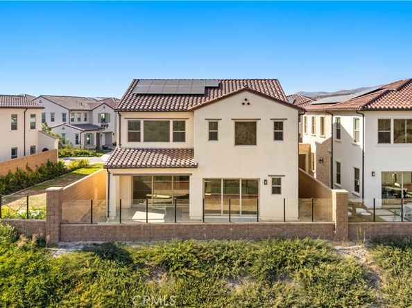 100 Mossvine, Irvine CA 92618