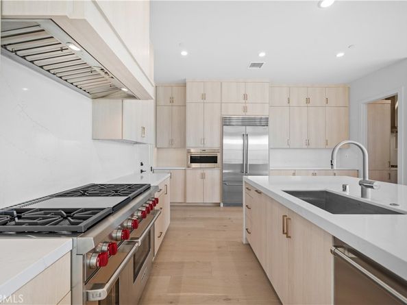 100 Mossvine, Irvine CA 92618