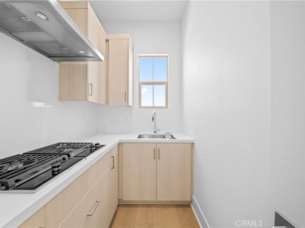 100 Mossvine, Irvine CA 92618