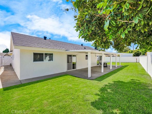 11611 Rosemary Avenue, Fountain Valley CA 92708