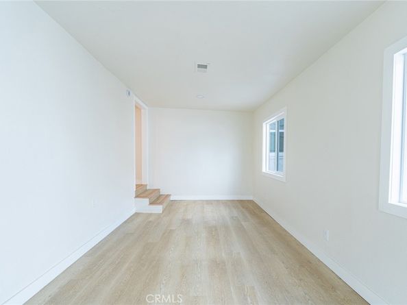 1818 W 79th Street, Los Angeles CA 90047