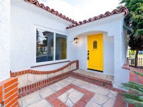 1818 W 79th Street, Los Angeles CA 90047