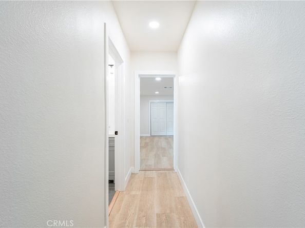 1818 W 79th Street, Los Angeles CA 90047